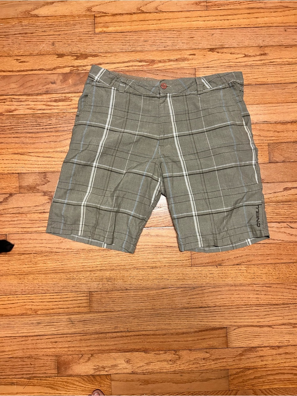 O'Neill Men's Olive Plaid Flat Front Shorts, size 34